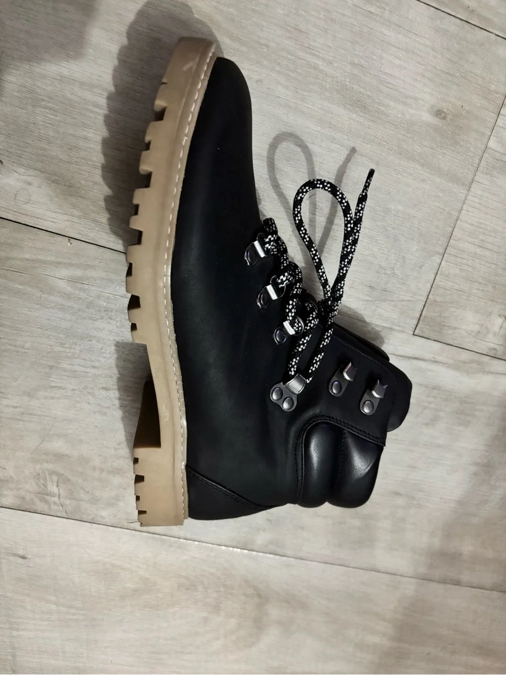 Target durable black